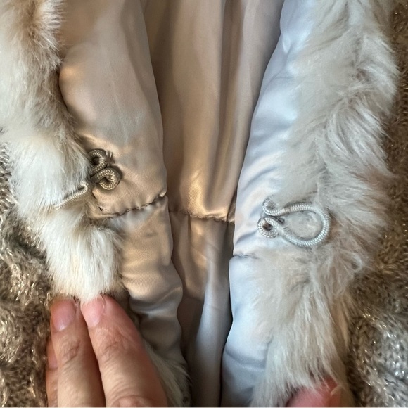 Talbots Wool Blend Cable knit Sweater Vest Faux Fur Metallic  Lining SZ SP - Picture 8 of 16